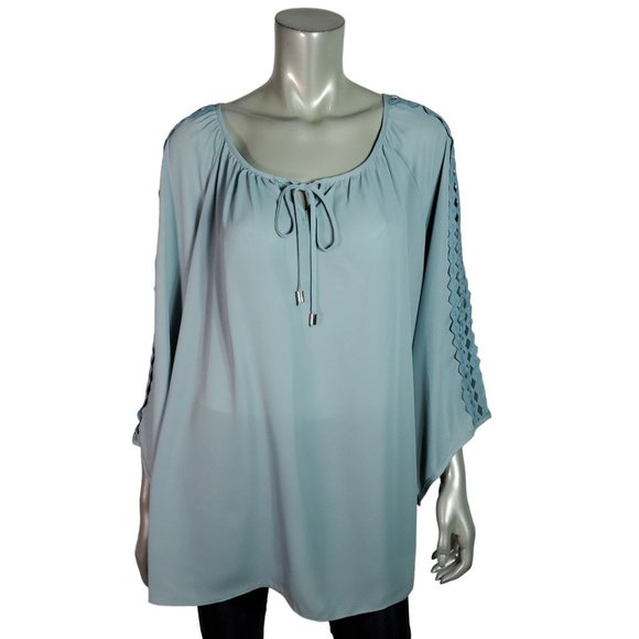 Zac & Rachel Tops - Zac & Rachel Top Plus Sz 1X Flare Sleeve Scoop Neck Casual Eyelet Tie Neck Blue